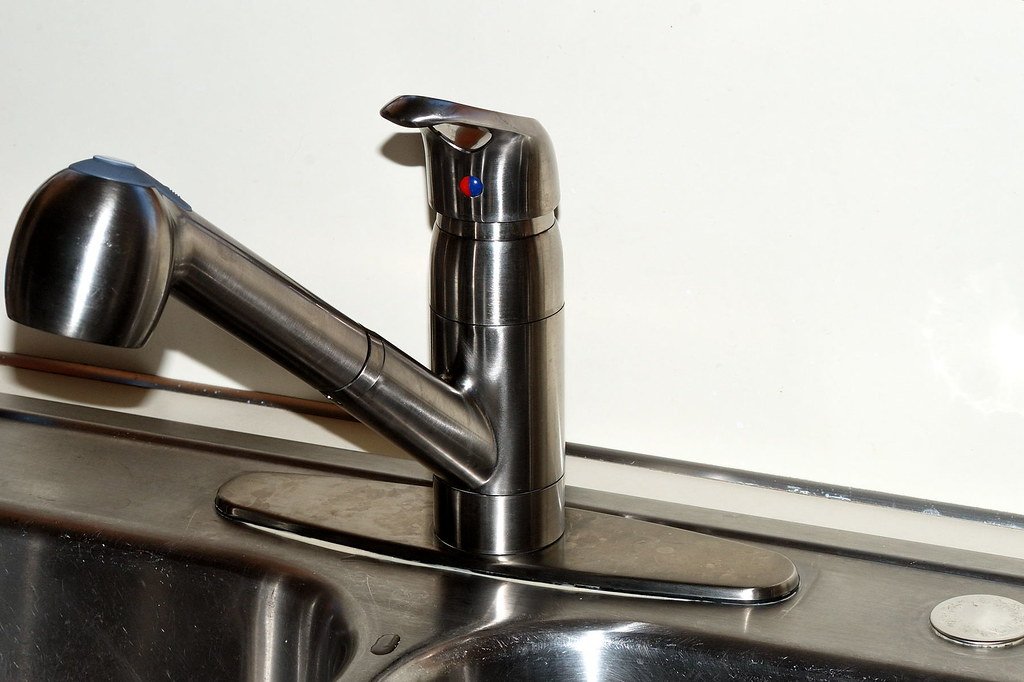 kitchen sink plumbing installation